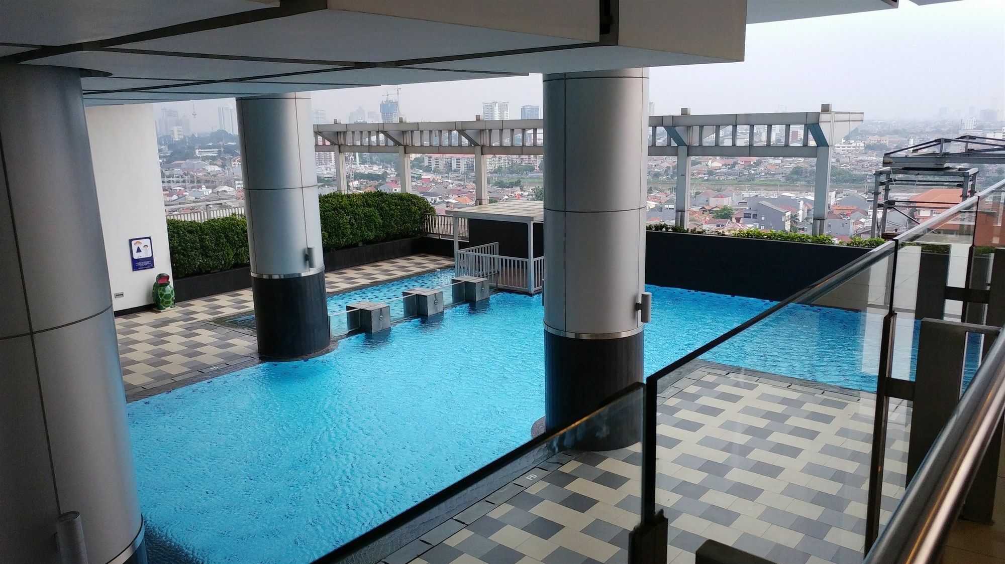 1 Vintage Bedroom At Cosmo Terrace By Travelio *